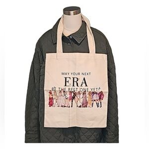 🍄 Tote Bag w/ Taylor Swift - NWOT